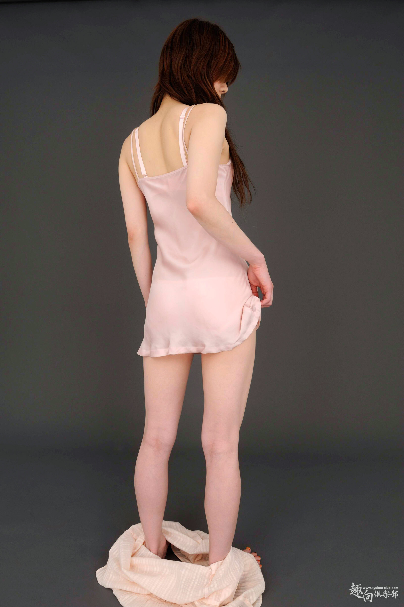 [Syukou-Club] 2013.11.07 Digi-Girl No.152 初脫ぎ素人4 純花しおん 1